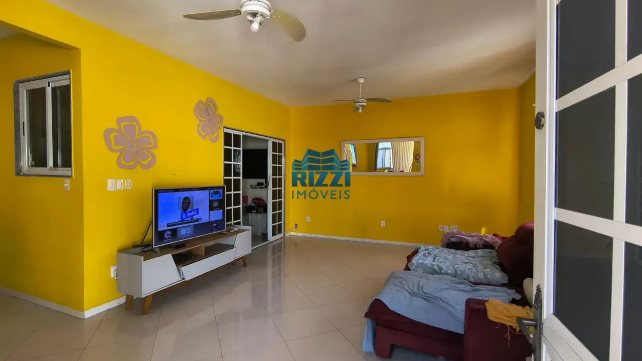 Casa com 3 quartos e piscina no condomínio — photo 2