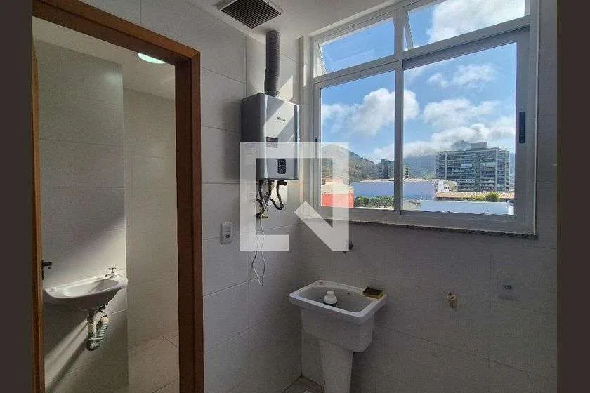 2-bedroom apartment, 1 with its own bathroom, 190 m² — photo 29