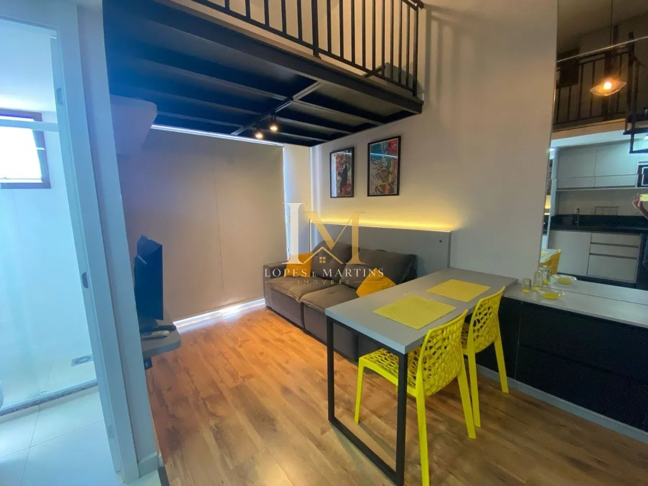 Furnished 1-bedroom apartment with 32 m² and balcony — photo 20