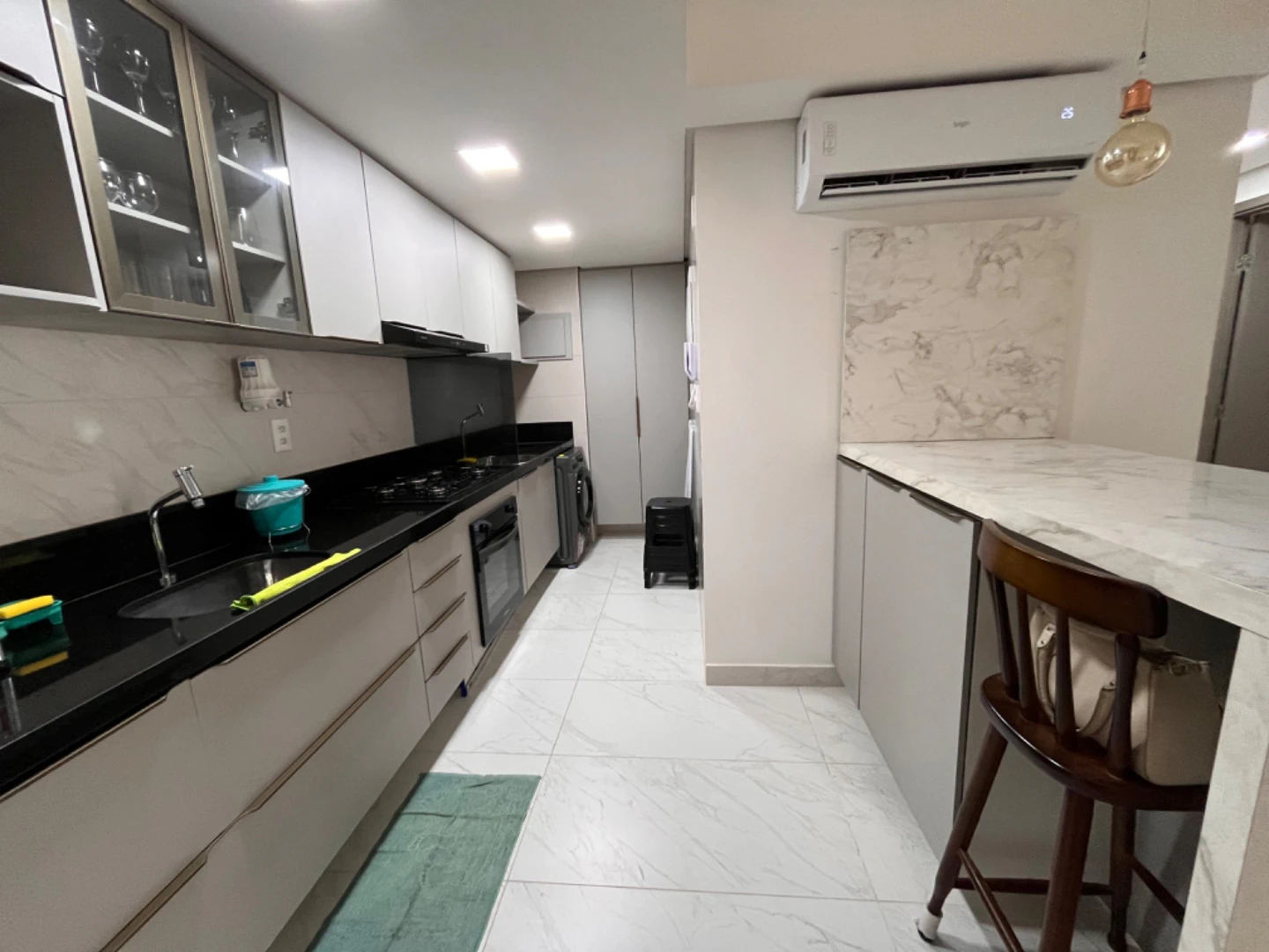 Пральна машина та 2 спальні: квартира 70 м² — photo 6