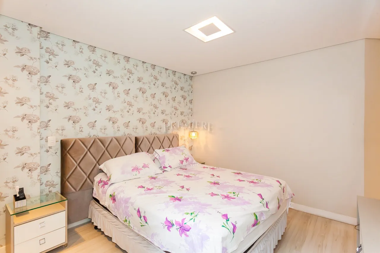 3-bedroom 180 m² apartment with 2 parking spots and garden — photo 21