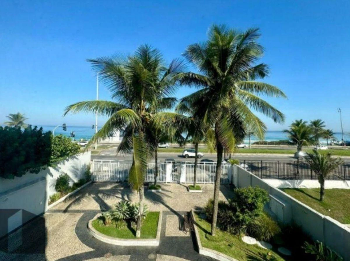 Apartamento mobiliado com 4 quartos e varanda envidraçada — photo 15