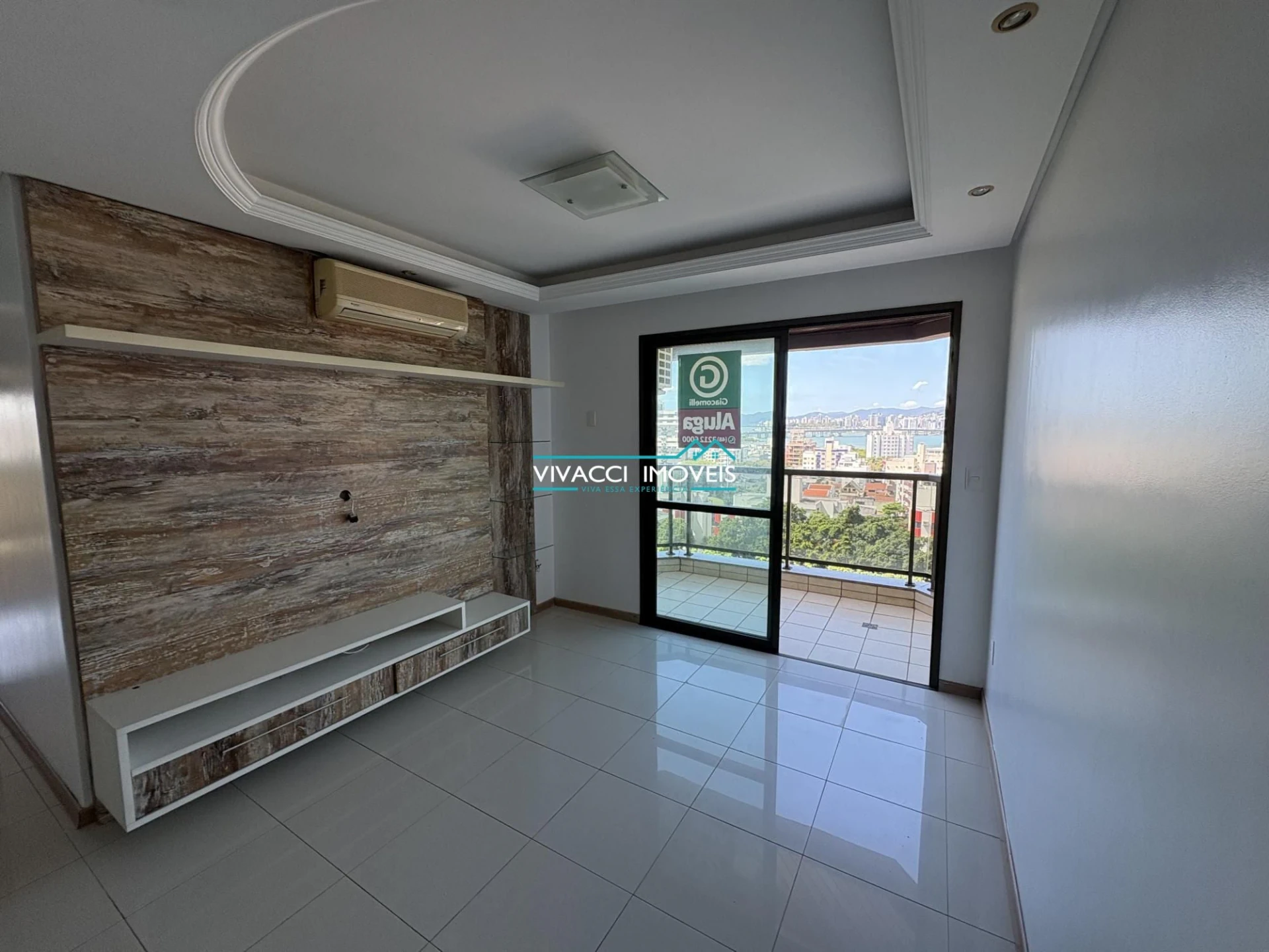 Apartment, 105 m², with a glass-enclosed balcony — photo 13