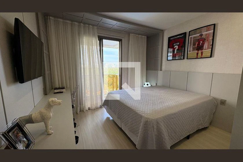 Apartment, 217 m², with a glass-enclosed balcony — photo 39