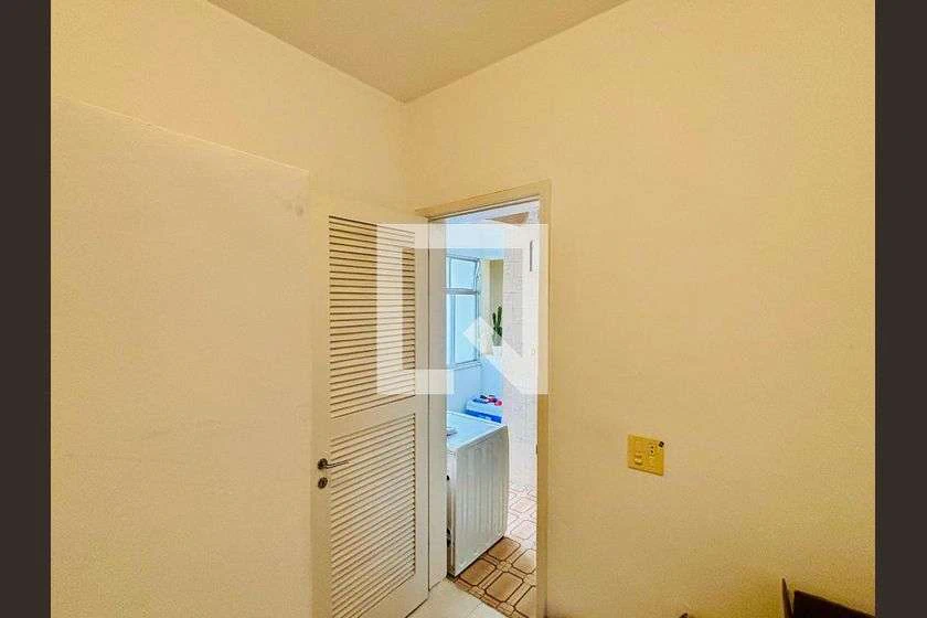 Furnished 2-bedroom apartment with 98 m² — photo 25