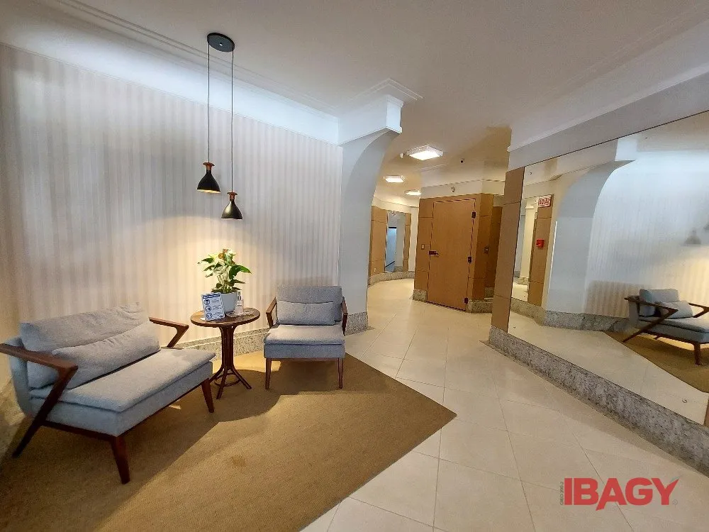 3-bedroom apartment with 1 en-suite and 2 parking spots 145 m² — photo 40