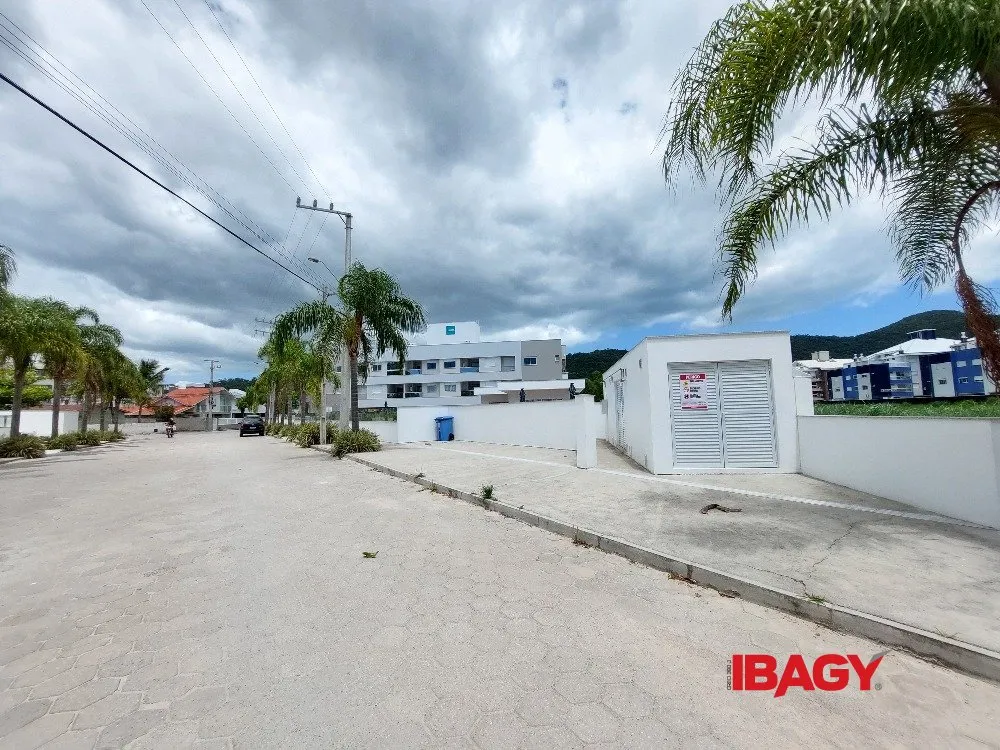 Apartamento amueblado de 2 dormitorios y 121 m² — photo 30