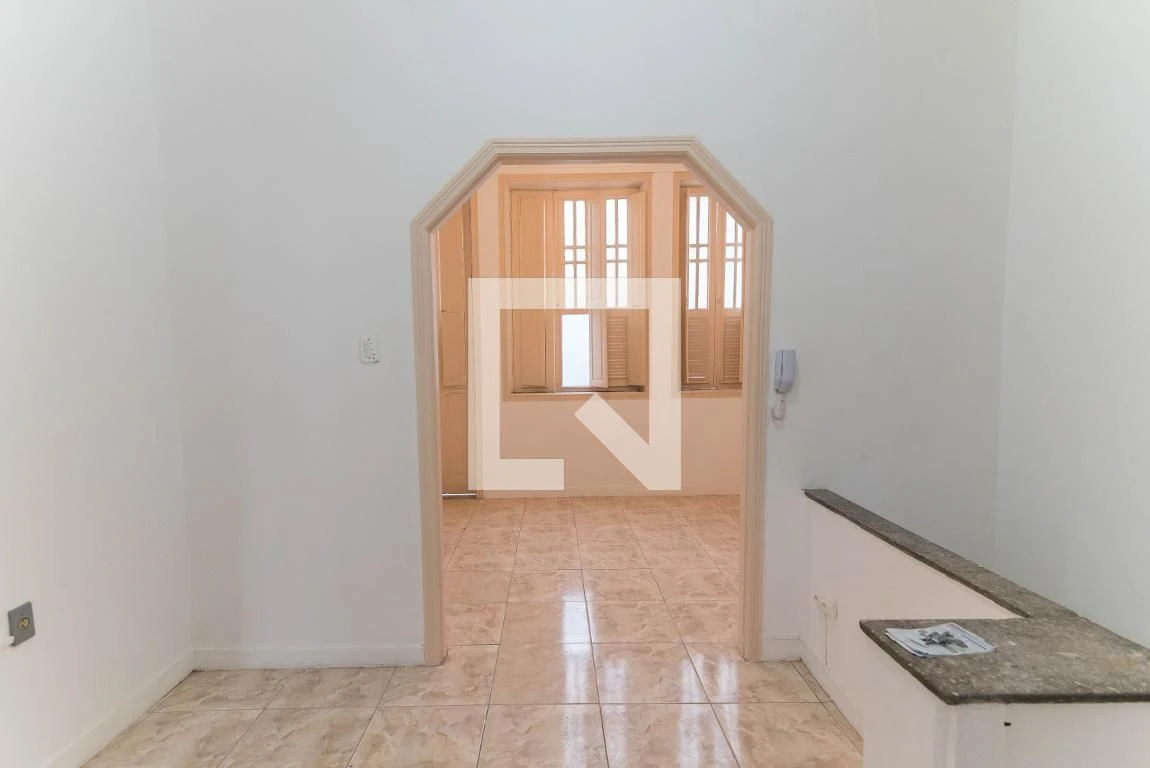 Apartment with 3 bedrooms and 1 en-suite, no parking — photo 42