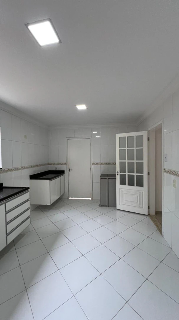 Casa com 230 m², 3 quartos e jardim privativo — photo 4