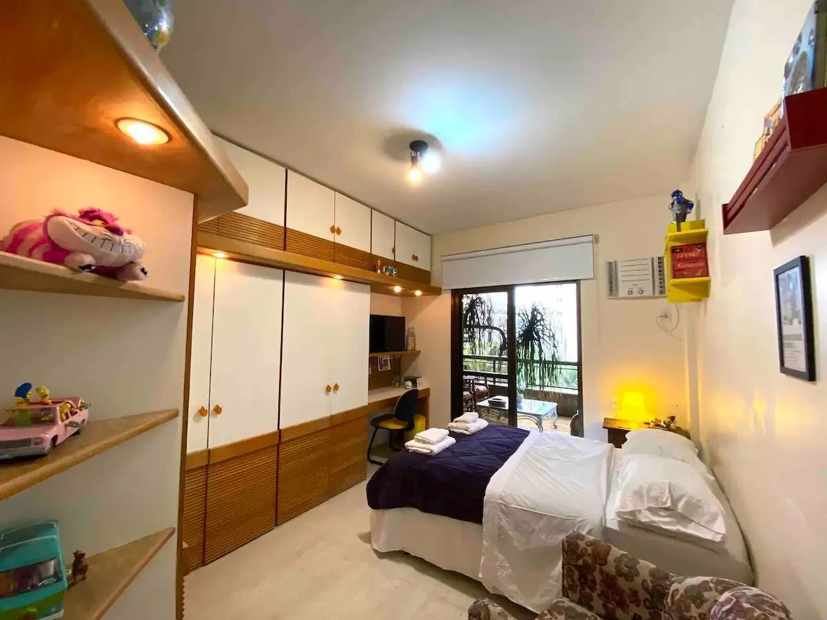 Furnished 300 m² apartment with 4 bedrooms and 3 parking — photo 6
