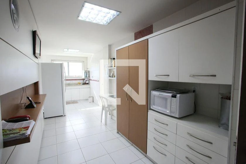 Apartment with 3 bedrooms, 1 en-suite, 397 m² — photo 49
