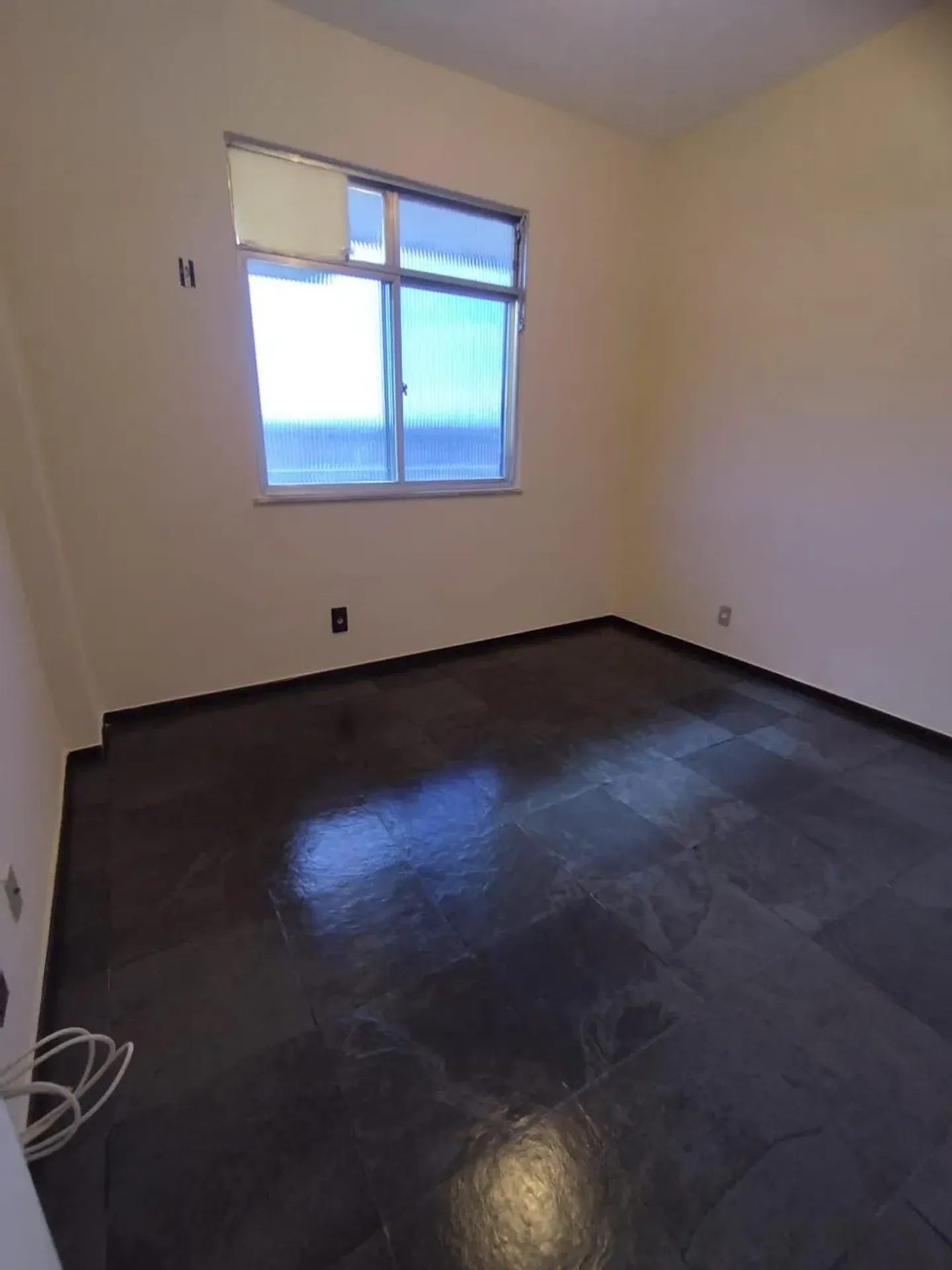 Rental apartment with 2 bedrooms and a private garden — photo 21