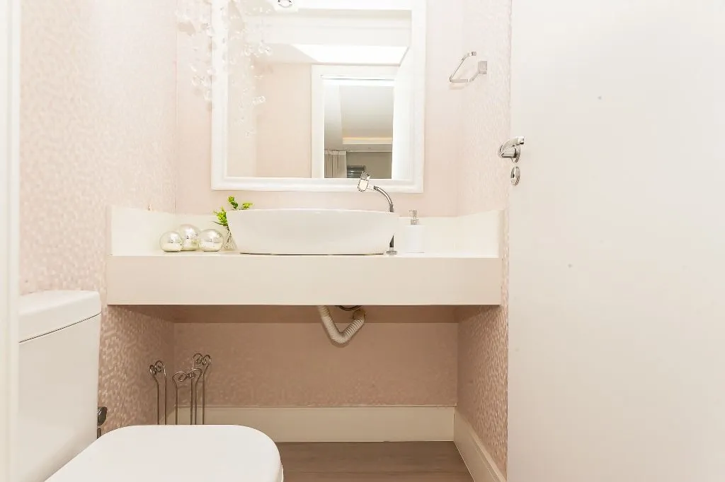 Rental apartment with 3 en-suite bedrooms and 4 baths — photo 22