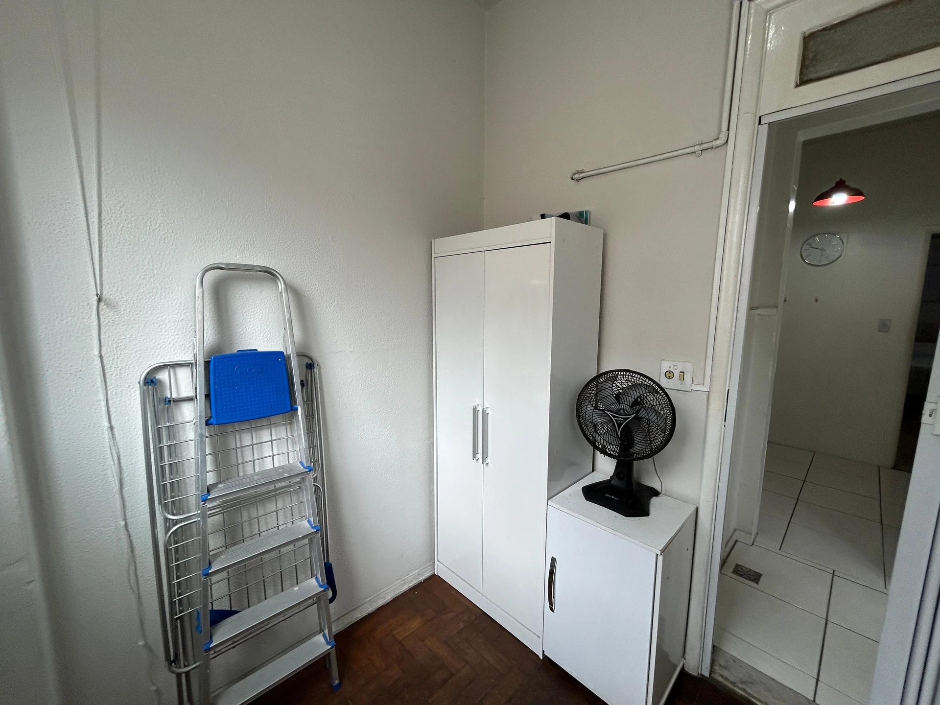 Квартира 70 м² с рабочим местом и панорамными окнами — photo 38