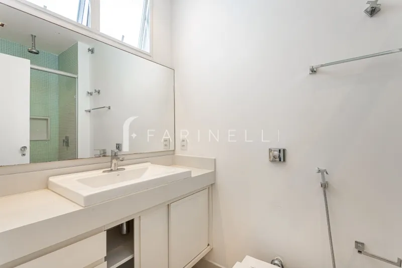 Apartamento mobiliado com 2 quartos e 3 banheiros — photo 9
