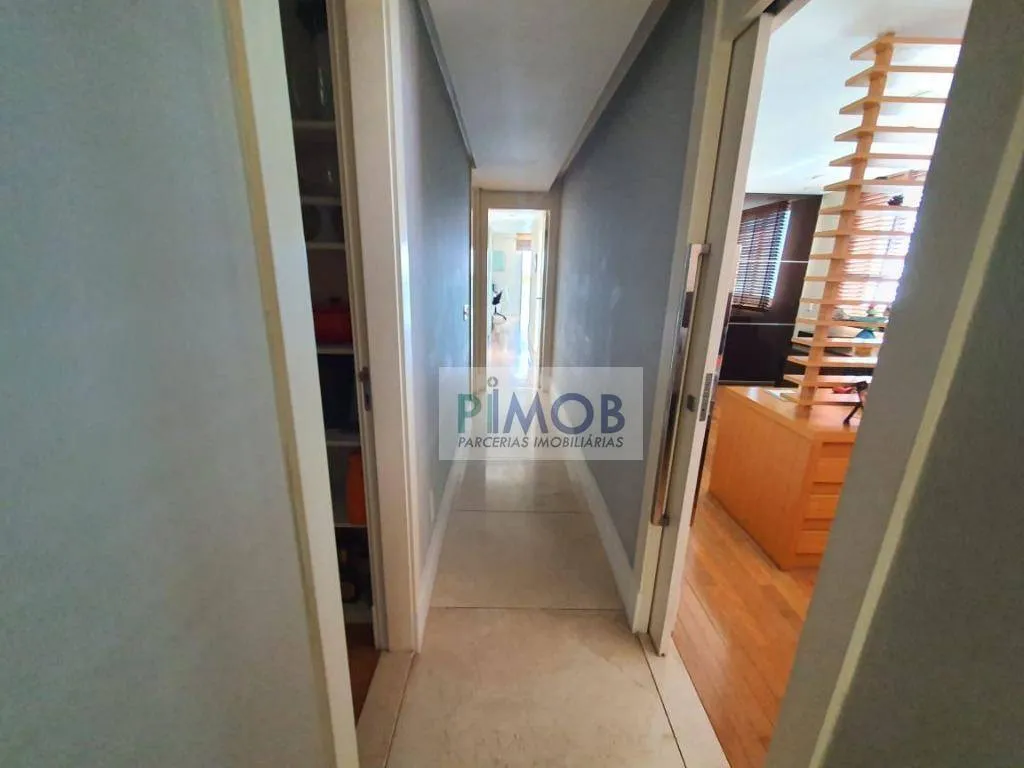 Furnished 260 m² apartment on the 23rd floor with 3 spots — photo 110