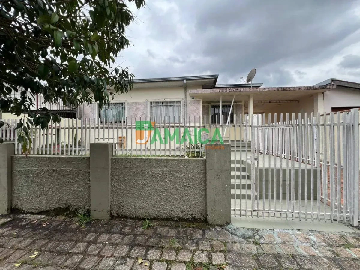 Casa, 80 m², com piso de madeira ou laminado — photo 9