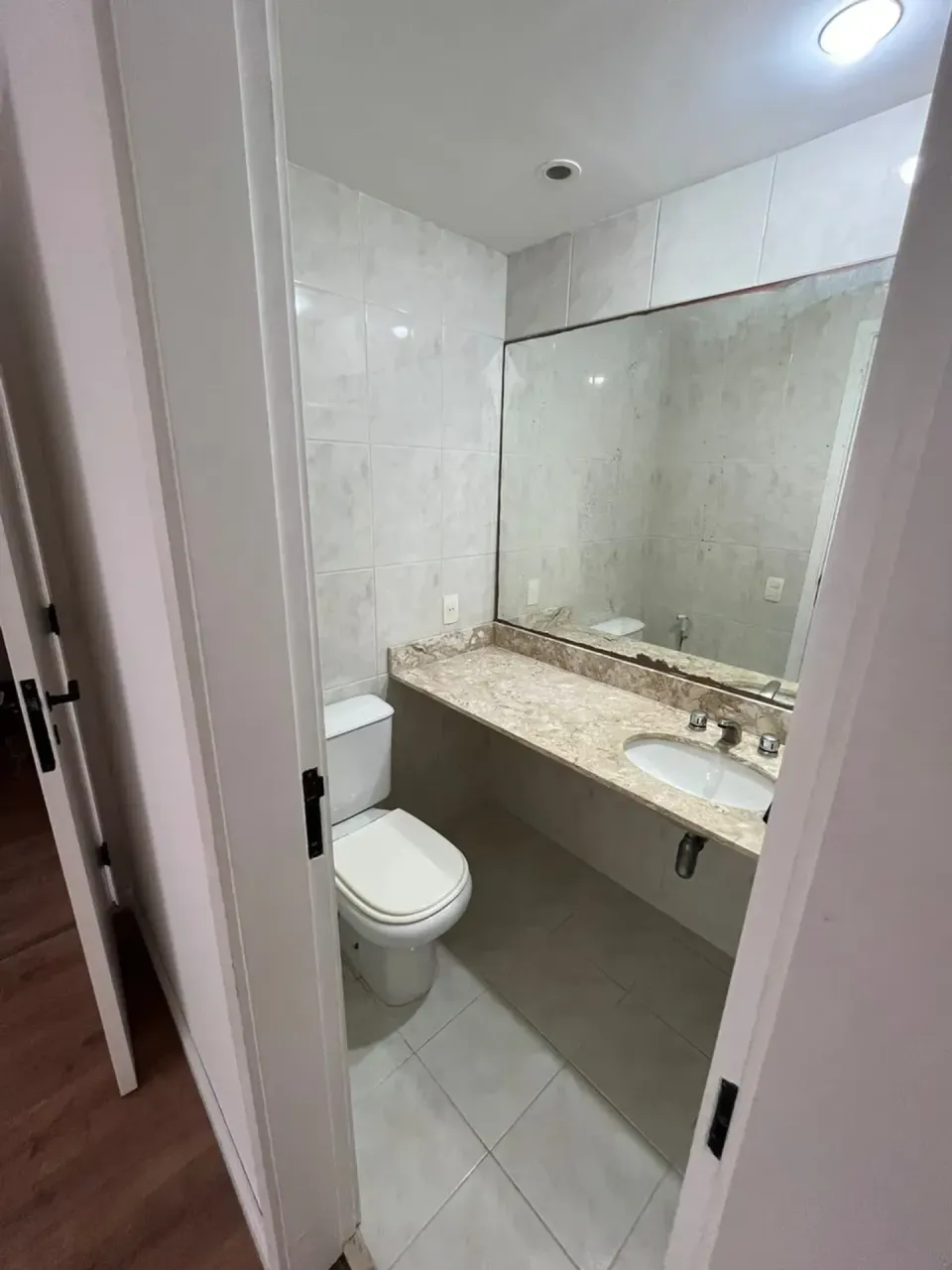 Rental apartment with 3 bedrooms and 3 bathrooms — photo 11