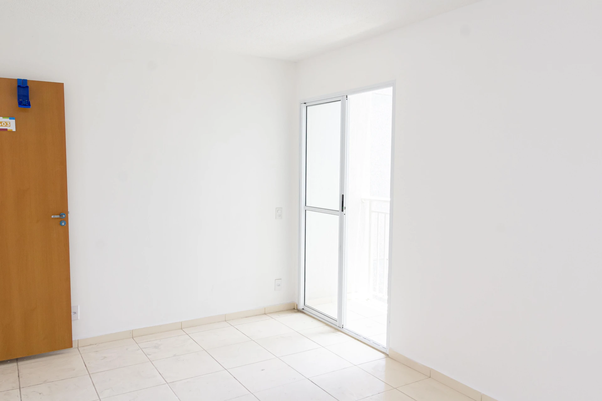 Rental apartment with 2 bedrooms and a balcony — photo 9