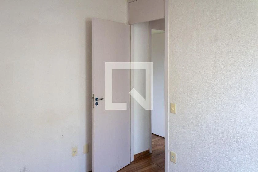 2-bedroom apartment in a building with a gym — photo 40