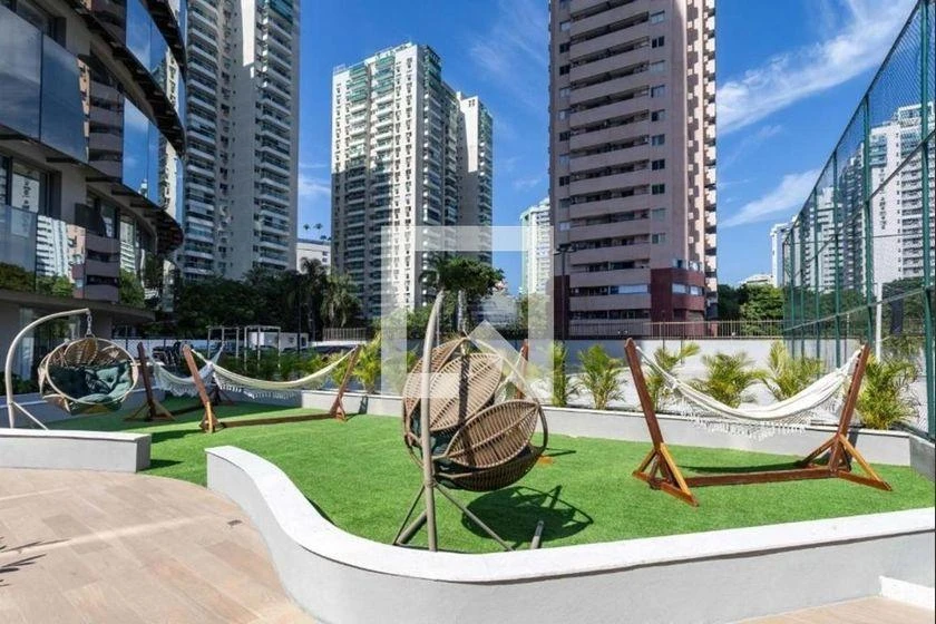 Furnished 40 m² apartment with 1 bedroom and parking — photo 25