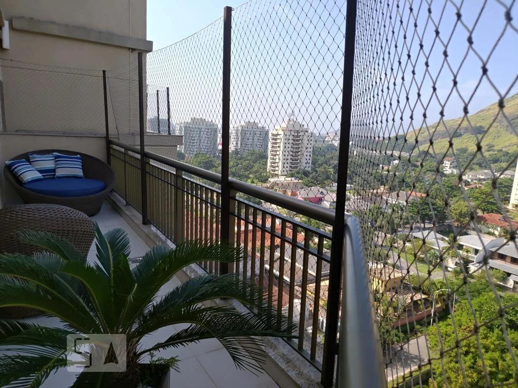 Furnished 3-bedroom apartment with a gourmet balcony — photo 14