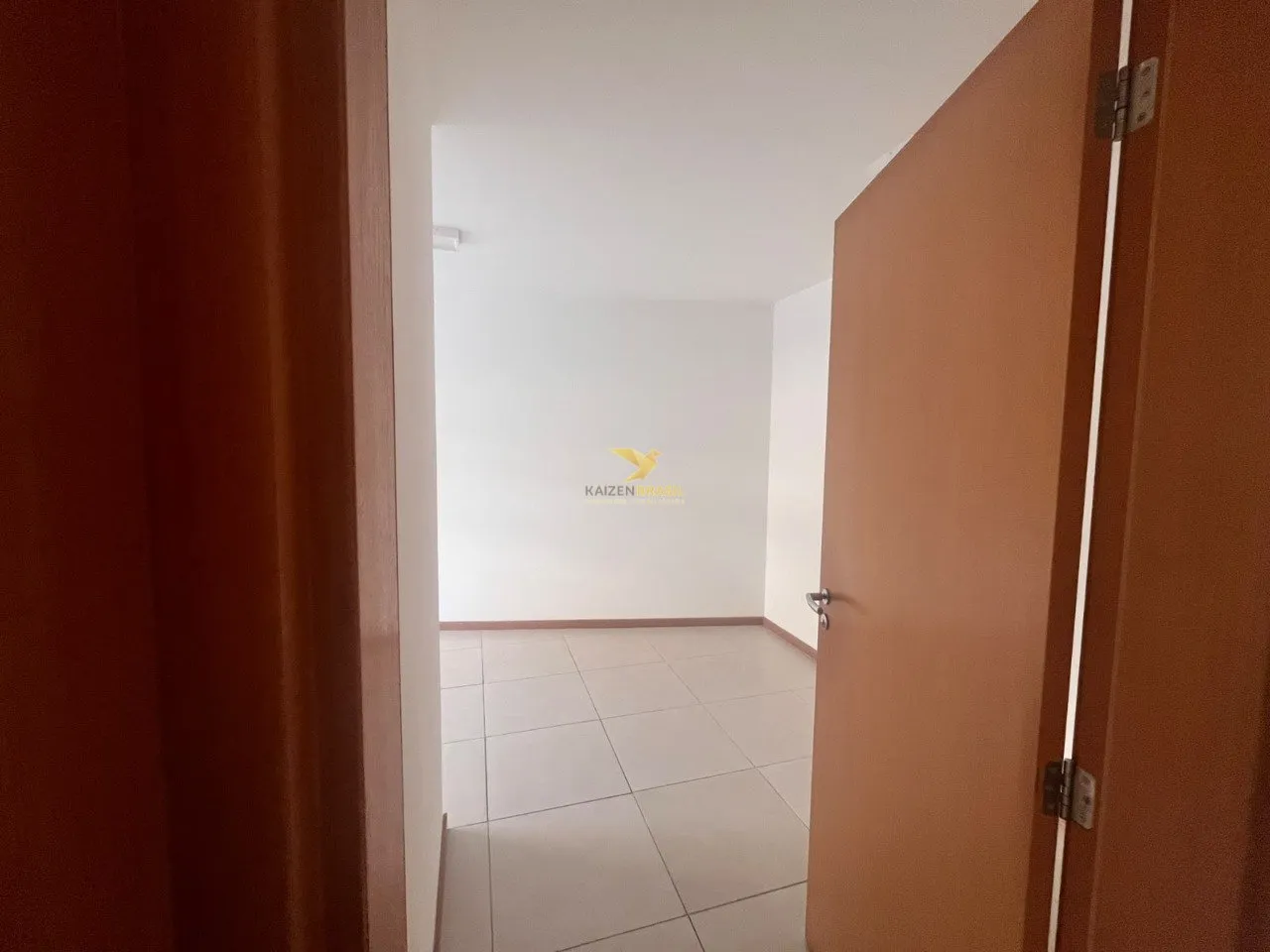 Apartment, 104 m², with a glass-enclosed balcony — photo 31