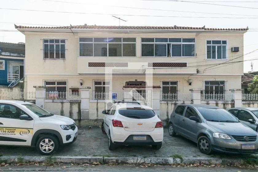 Apartamento de 1 quarto com box de vidro no banheiro — photo 36