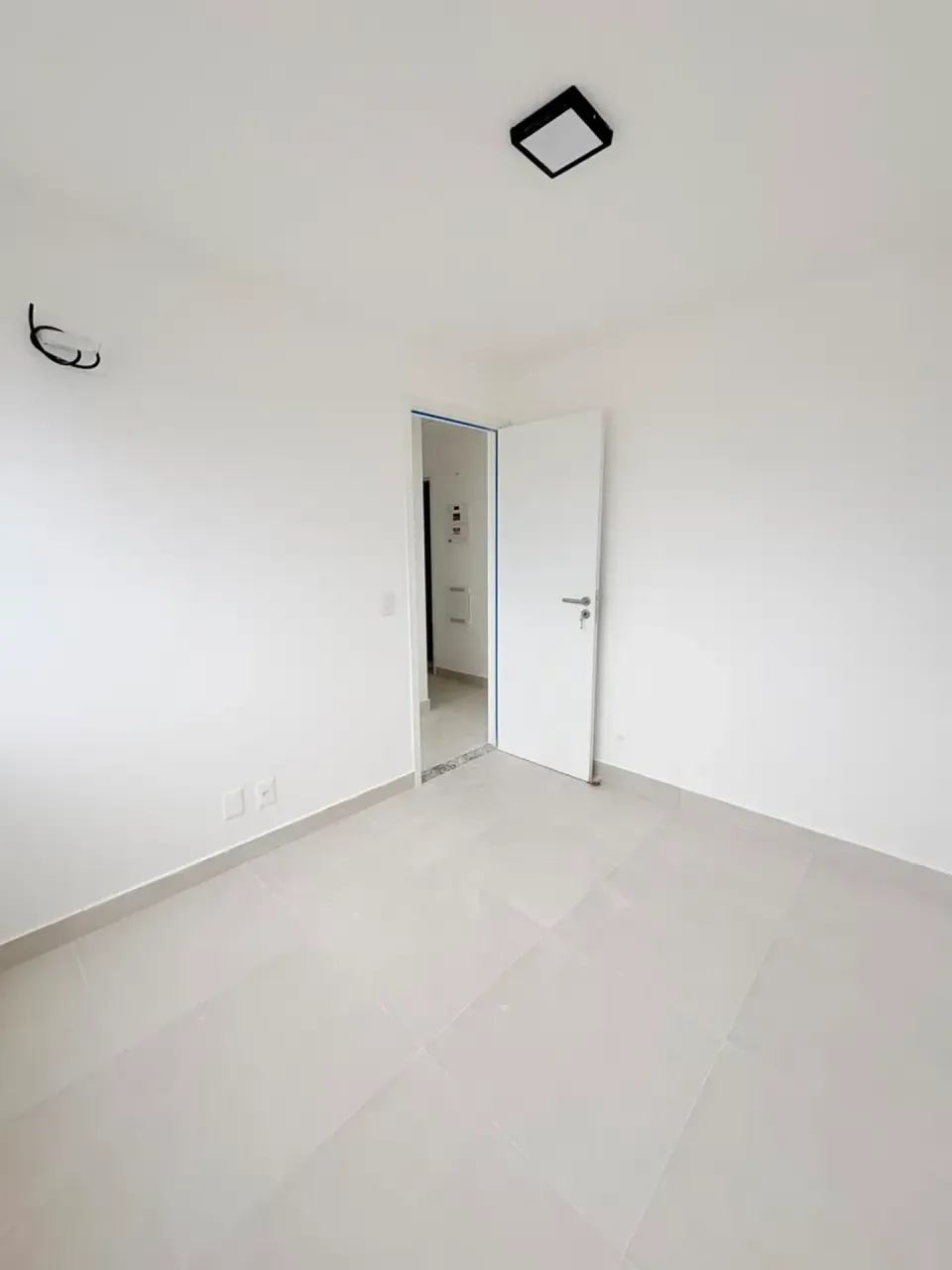 65 m² unfurnished apartment with 3 bedrooms and 2 baths — photo 14