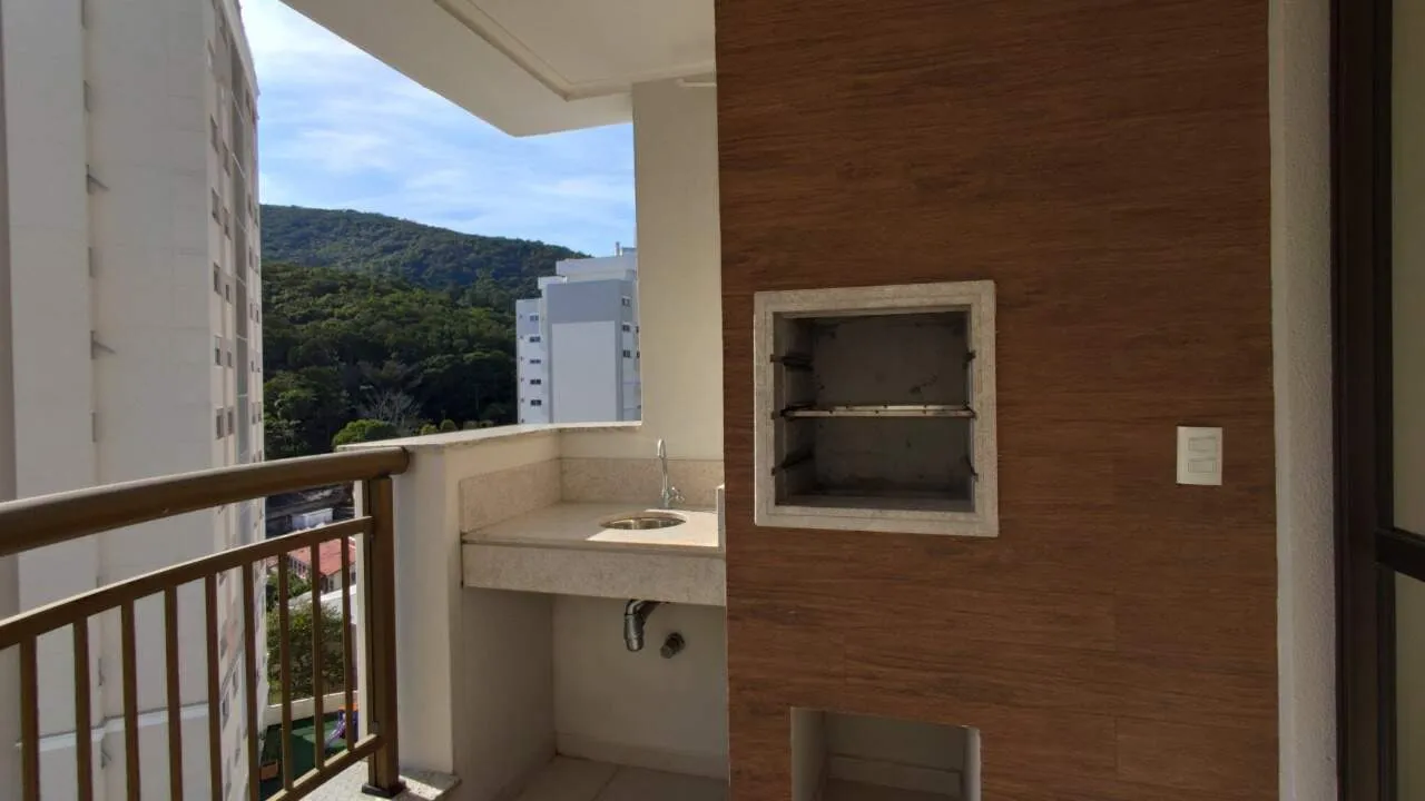 3-bedroom apartment (1 en-suite) with 82 m² on 7th floor