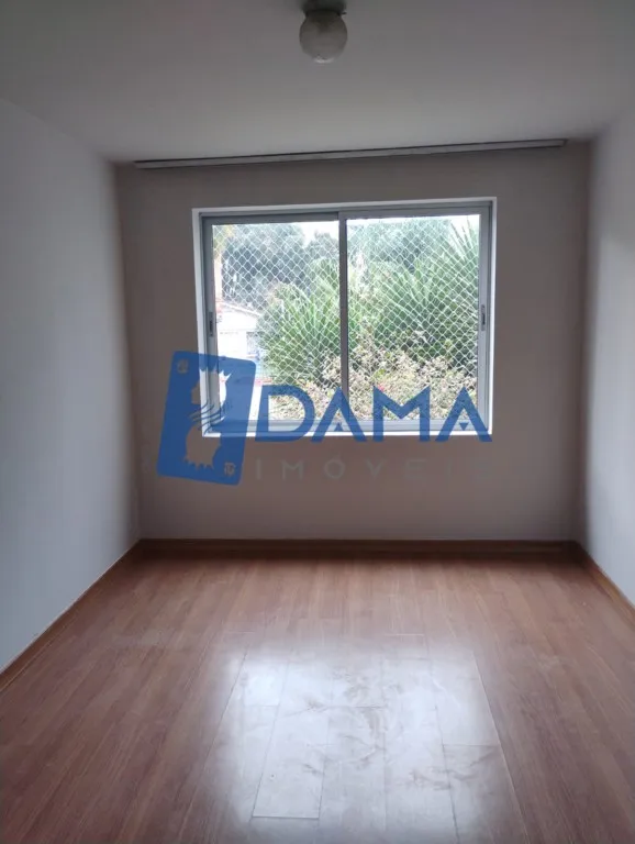 Apartamento com 3 quartos e área de lavanderia — photo 18