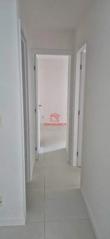 2-bedroom apartment in a building with a gym — photo 13