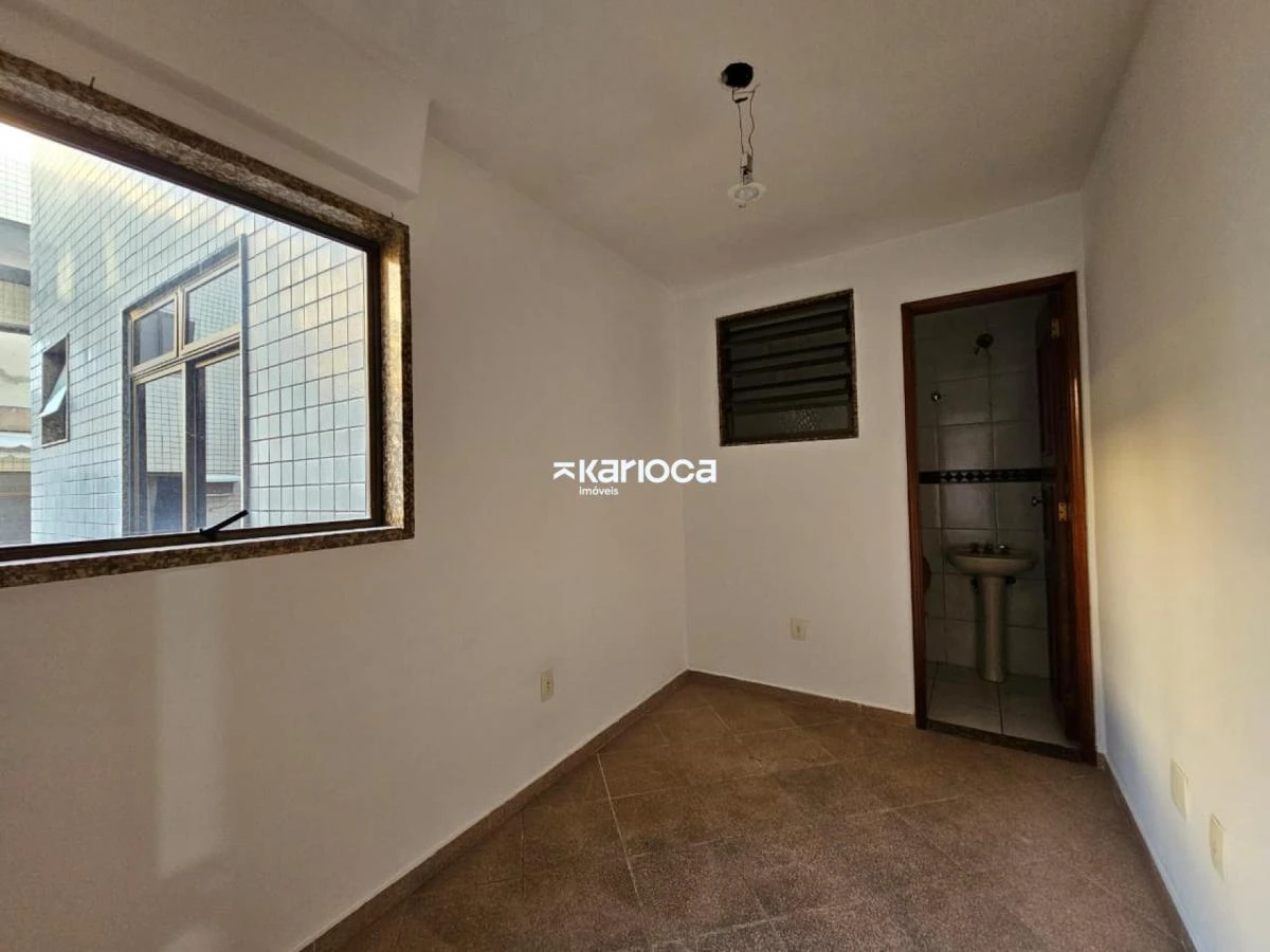 Apartamento de 4 quartos com 3 banheiros e vista — photo 30