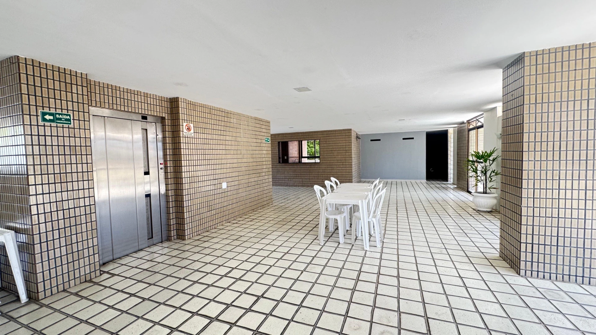 3-bedroom apartment with 2 bathrooms and 1 parking space — photo 4