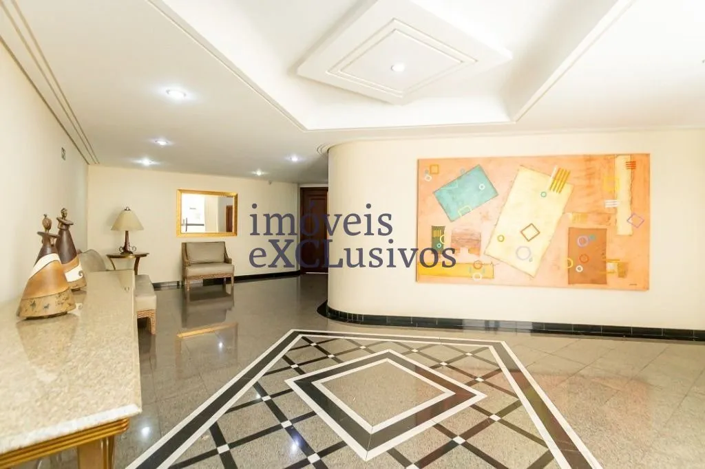 214 m² apartment with a balcony and 3 bedrooms — photo 21