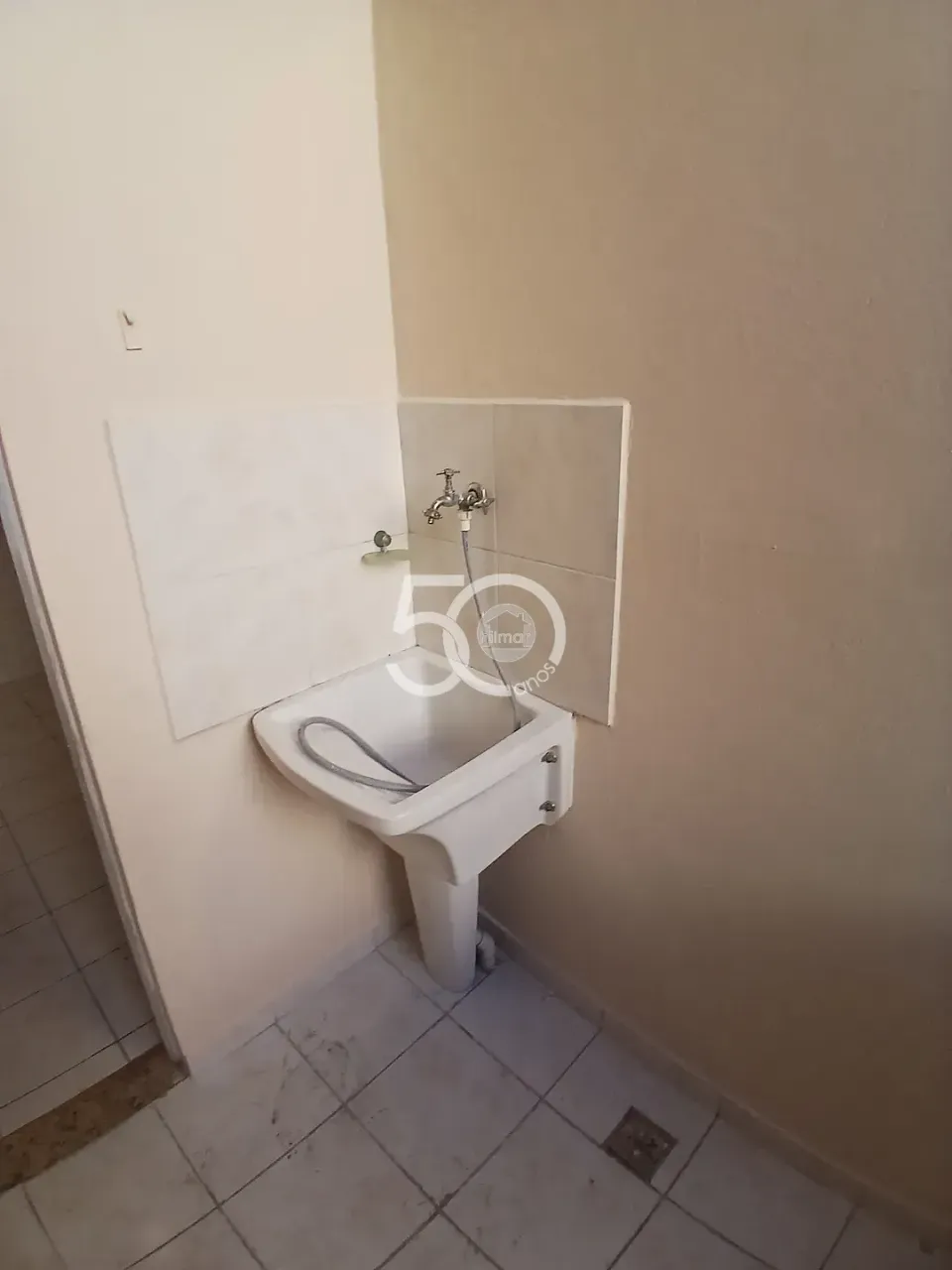 Квартира с 1 спальней, 1 ванной и без парковки — photo 16
