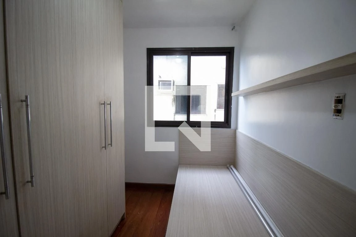 Apartamento sem mobília com 3 quartos e 5 banheiros — photo 35