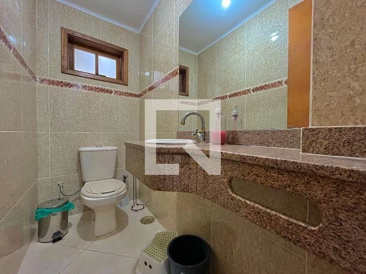 Furnished house, 350 m², with a glass-enclosed balcony — photo 45