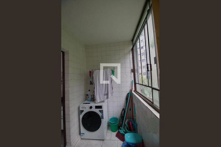 3-bedroom apartment with a home office in Curitiba — photo 13