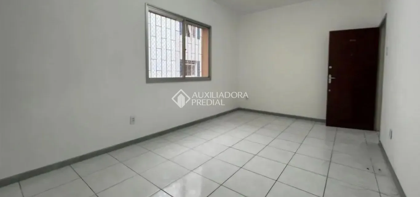 Apartamento de 2 quartos com cozinha fechada e 80 m² — photo 11