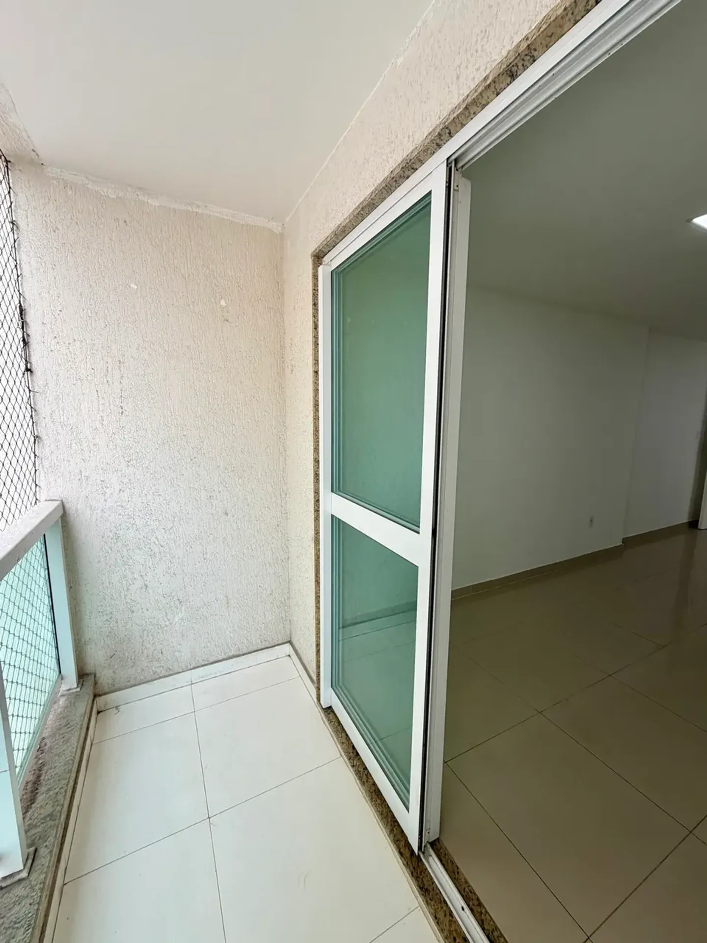Apartment with 2 bedrooms, balcony and no parking — photo 23