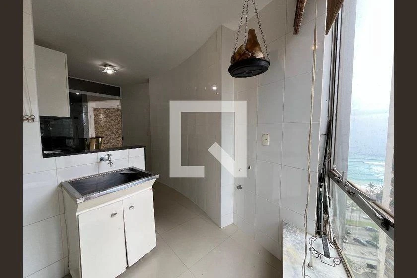 2 quartos e janelas do piso ao teto: apartamento de 90 m² — photo 26