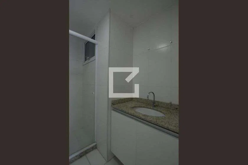 4-bedroom apartment in a building with a gym — photo 22