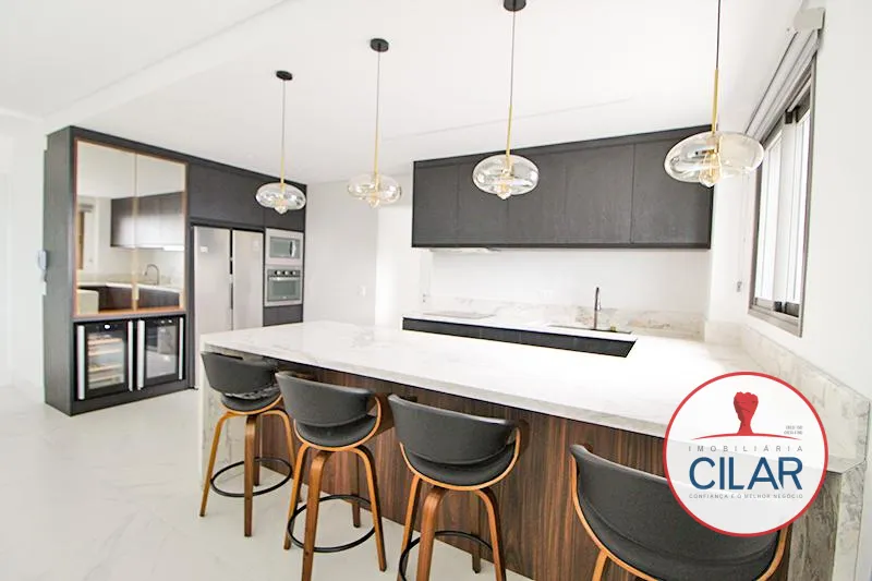 Furnished 3-bedroom apartment with open-plan kitchen — photo 9