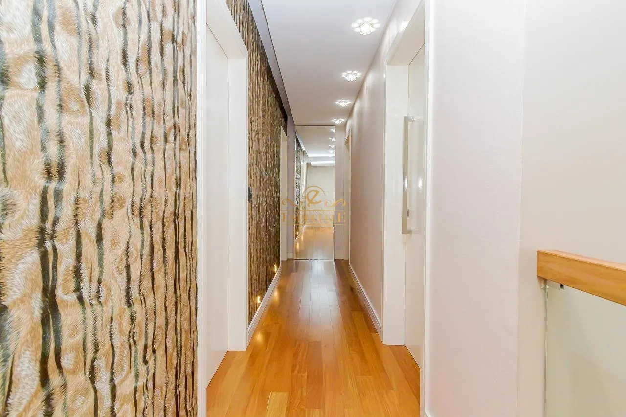 Furnished house with 4 bedrooms and 5 bathrooms in a condo — photo 29