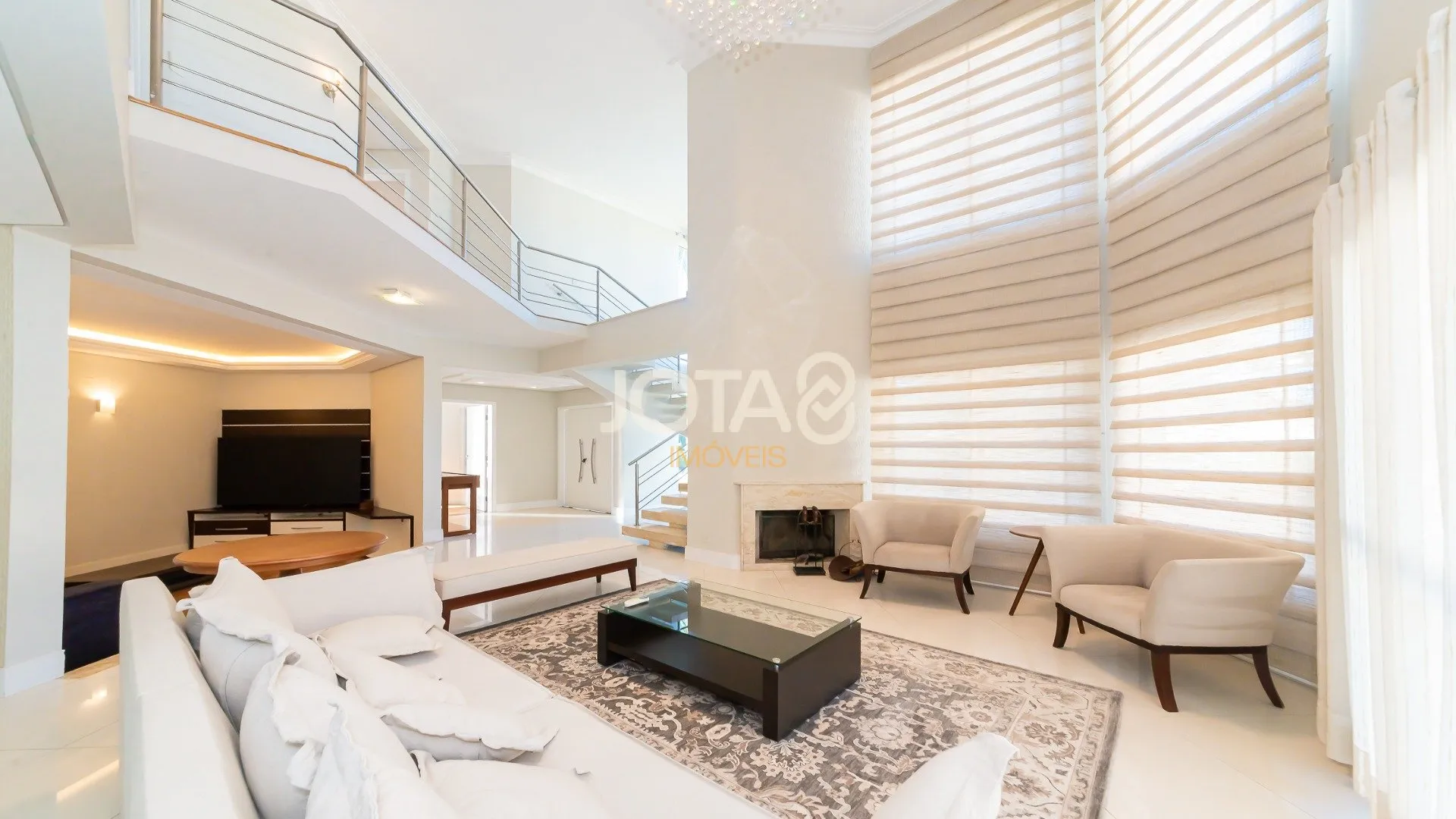 House with 3 bedrooms, 345 m² and 6 parking spaces — photo 5