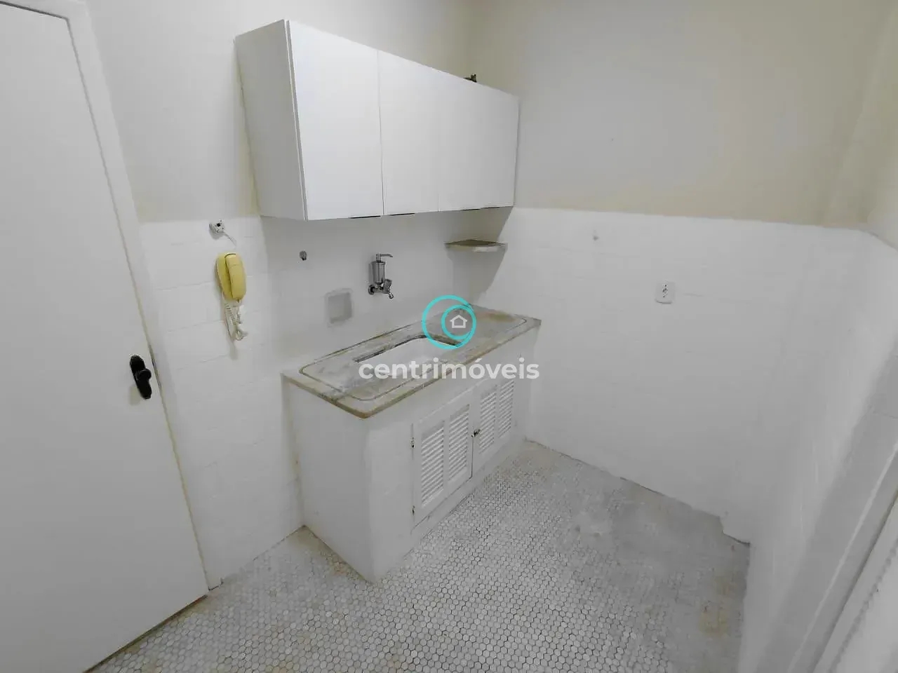 1 quarto e banheira: apartamento de 44 m² — photo 2
