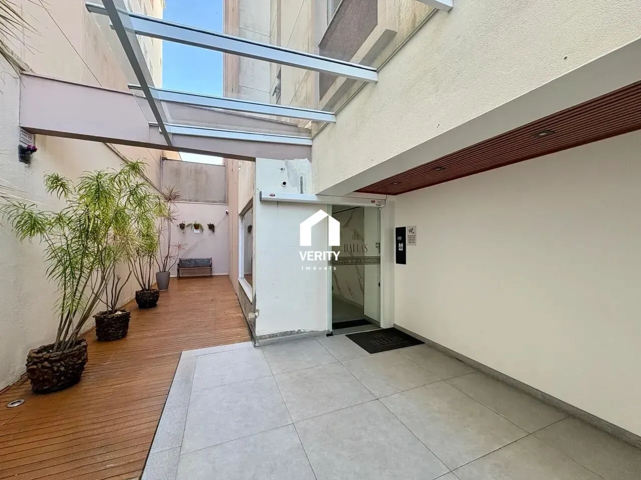 One-bedroom apartment with a home office in Florianópolis — photo 7
