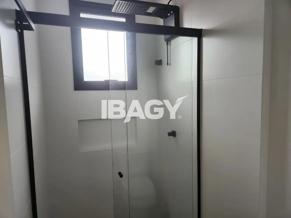 Furnished 35 m² studio with 1 bedroom and 1 bathroom — photo 14