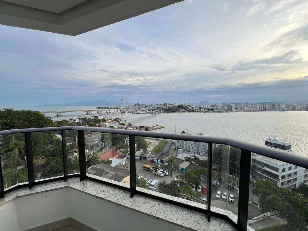Furnished 42 m² apartment with an open-plan kitchen